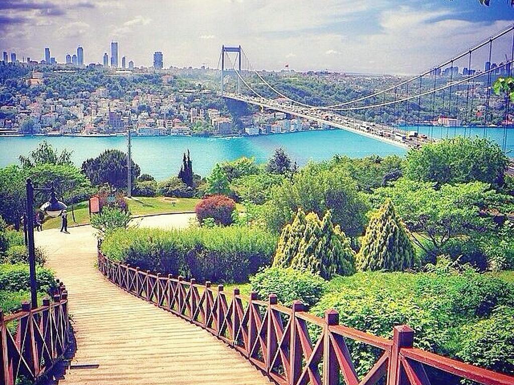 Gems and Secrets of Istanbul